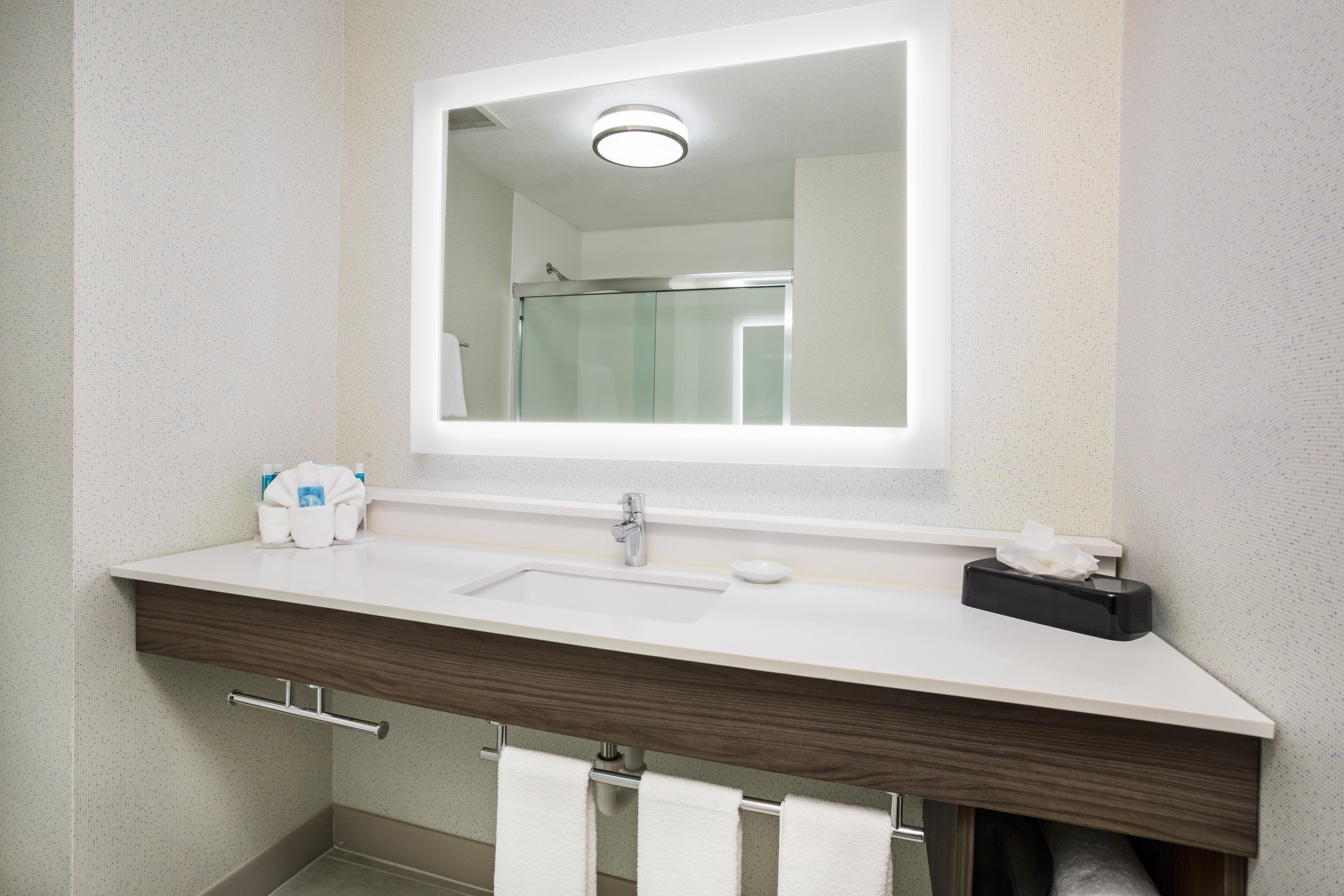 Holiday Inn Express Kansas City - At The Legends! By Ihg Bonner Springs Δωμάτιο φωτογραφία