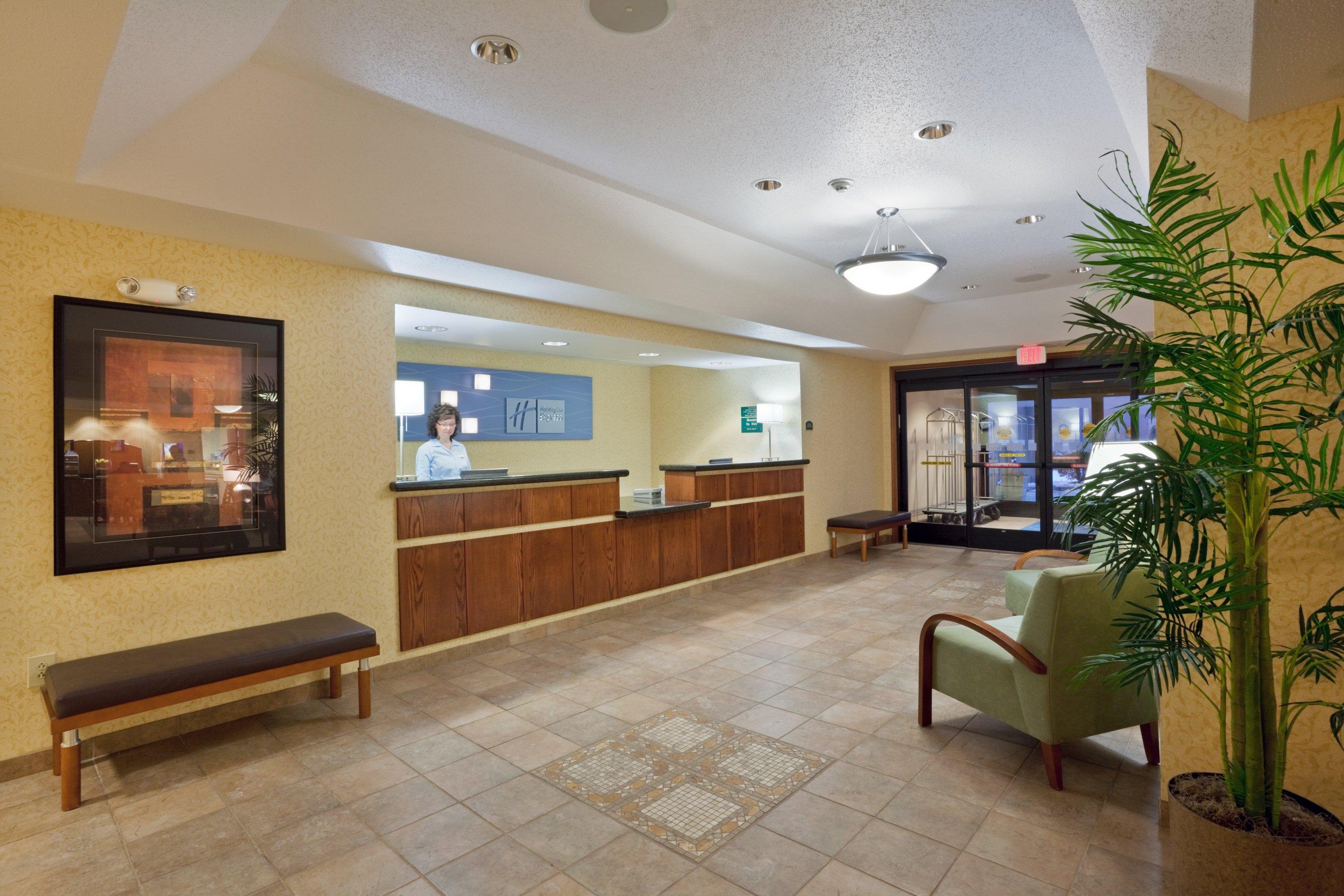 Holiday Inn Express Kansas City - At The Legends! By Ihg Bonner Springs Εξωτερικό φωτογραφία
